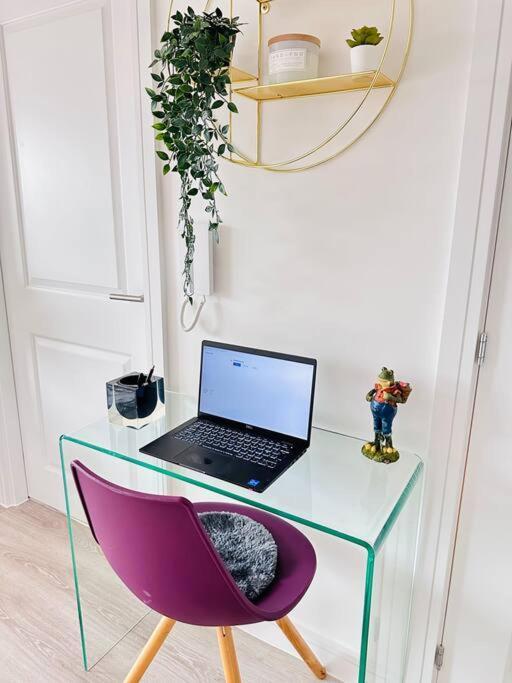 Central Derby Urban 2 Bedroom Flat - An Oasis Of Elegance! Free Parking And Wifi Suitable For Families And Professionals Exterior foto