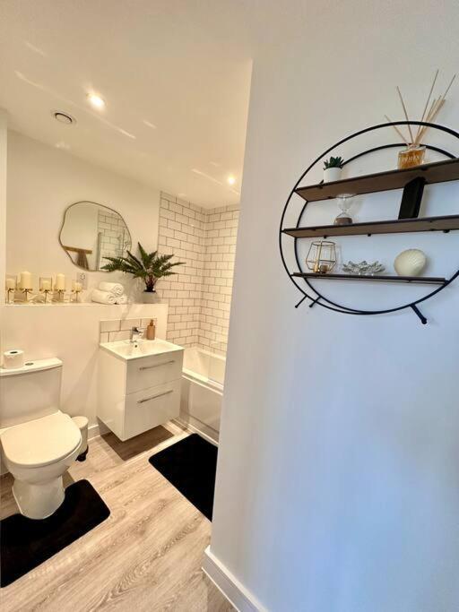 Central Derby Urban 2 Bedroom Flat - An Oasis Of Elegance! Free Parking And Wifi Suitable For Families And Professionals Exterior foto